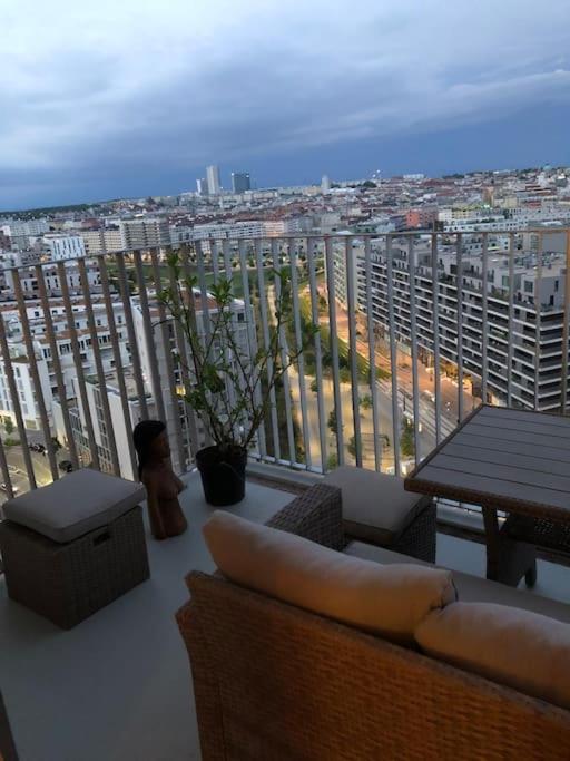 Stunning View Over Vienna In City Center Apartman Kültér fotó